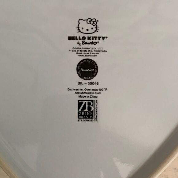 Hello Kitty Valentines heart shaped Baking dish - Picture 10 of 13